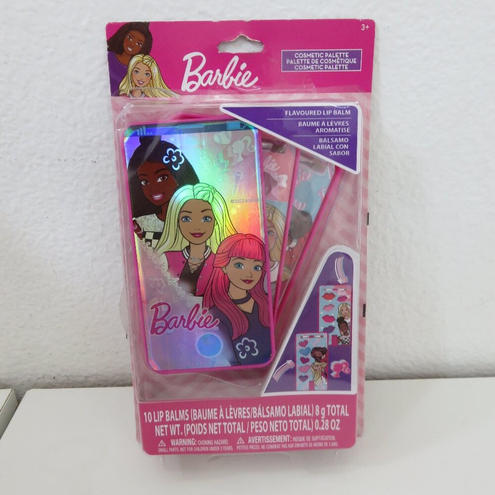 (#111) Barbie Cosmetic Flavored Lip Balm Palette Set